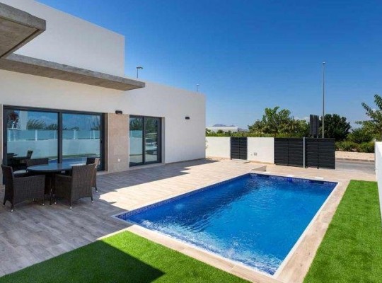 Daya Nueva (Centro), Villa #CQ-00-63483