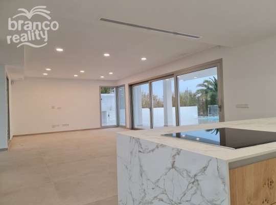 Luxusní moderní vila z  výhledem na moře, Moraira