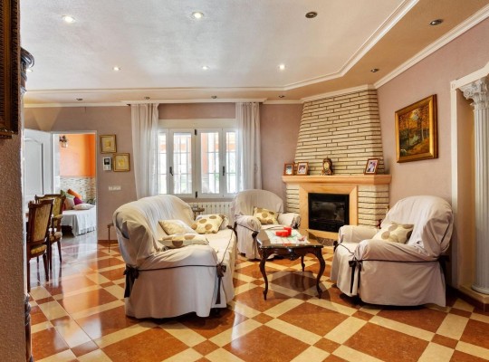 Orihuela Costa (Campoamor), Villa #CQ-UR-56196