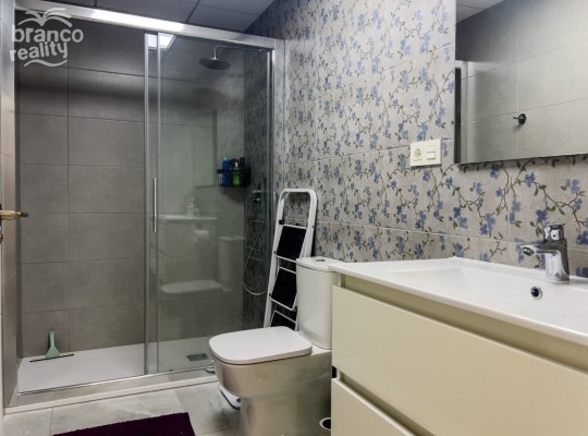 Torrevieja, Apartment - Top Floor Apartment #LE-LE-1044