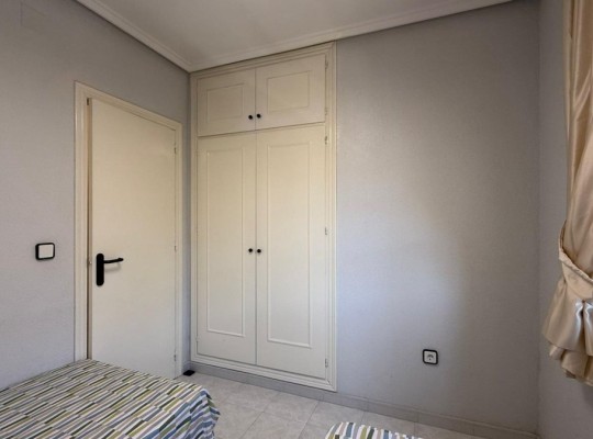 Prostorný bungalov v Punta Prima, Torrevieja