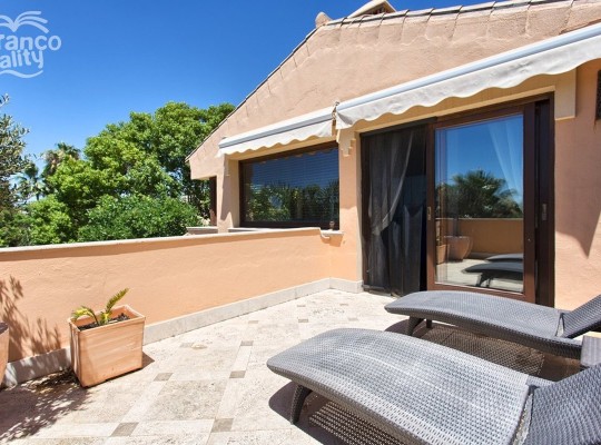 Marbella (Costa del Sol), Villa - Detached #CM-R4035049