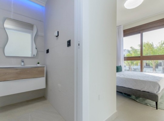 Torrevieja (Los Balcones), Bungalow #CQ-00-83762