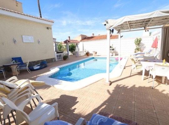 Torrevieja (La Siesta - El Salado - Torreta), Villa #CQ-JM-47746