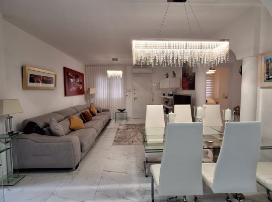 Guardamar del Segura (El Raso, Guardamar), Villa #CQ-970