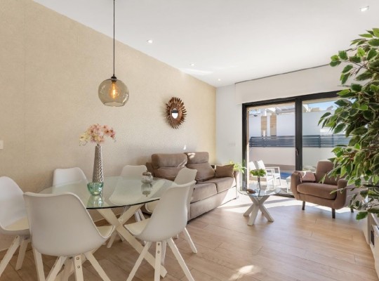 Torrevieja, Villa #CQ-840