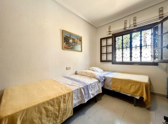 Orihuela Costa (La Zenia), Villa #CQ-UR-49645
