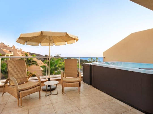 Investiční apartmány v luxusním resortu, Costa Adeje