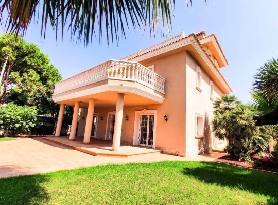 Cabo Roig, 
Villa   #ES-6854