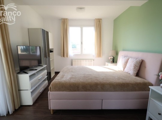 Vila s moderním zařízením v Cabo Roig