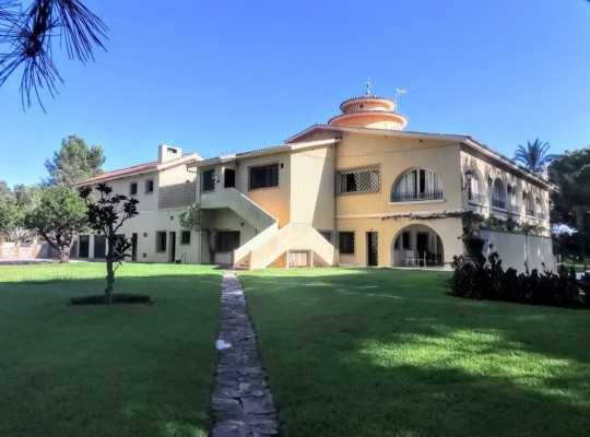 The Golden Mile (Costa del Sol), Villa - Detached #CM-R12150