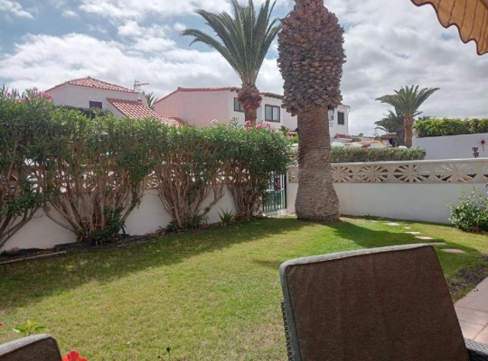 Řadový dům se 2 apartmány ve Fairway Village, Golf del Sur