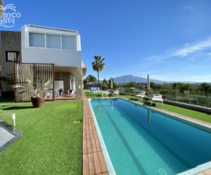 Benahavís (Costa del Sol), Villa - Detached #CM-R3850960