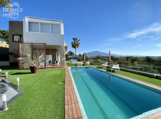 Benahavís (Costa del Sol), Villa - Detached #CM-R3850960