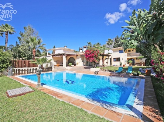 Marbella Golden Mile (Cortijo Nagüeles), Villa #IM-2792MLV