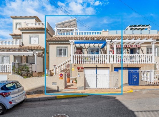 San Miguel de Salinas, Villa #CQ-WN-73689