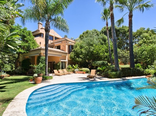 Marbella (Costa del Sol), Villa - Detached #CM-R4035049