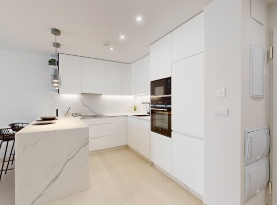 Butikový komplex s luxusními apartmány a výhledem na moře, Cabo Roig
