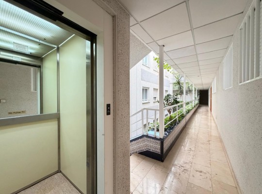 Apartmán ve výborné lokalitě, 200m od pláže Los Locos, Torrevieja