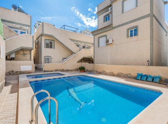 San Miguel de Salinas, Villa #CQ-WN-73689