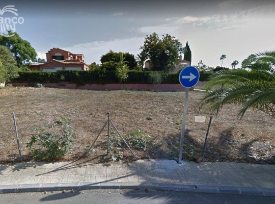 Guadalmina Baja (Costa del Sol), Villa - Detached #CM-R4083823