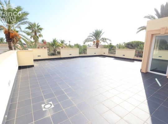 Vila s moderním zařízením v Cabo Roig