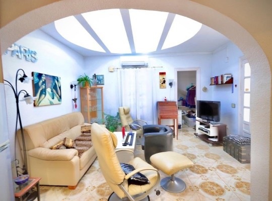 Orihuela Costa (Los Almendros-La Florida), Villa #CQ-JM-46277