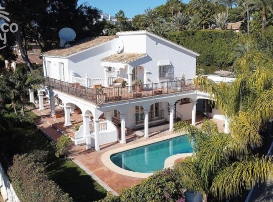 Vila v Los Monteros, Marbella East