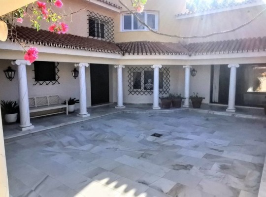 The Golden Mile (Costa del Sol), Villa - Detached #CM-R12150