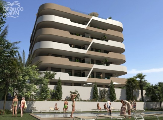 Apartments in Los Arenales, 500 meters from the beach.