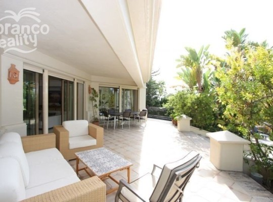 Las Chapas (Costa del Sol), Villa - Detached #CM-R2077613