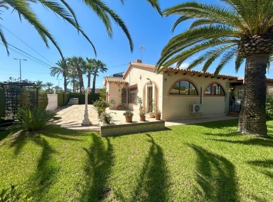 Orihuela Costa (Cabo Roig), Villa #CQ-UR-75497
