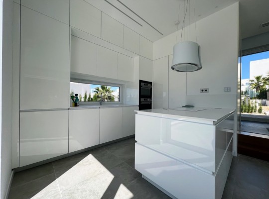 Las Colinas, Villa #CQ-GL-34085