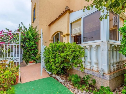 Orihuela Costa (La Zenia- Orihuela costa), Villa #CQ-TS-57021