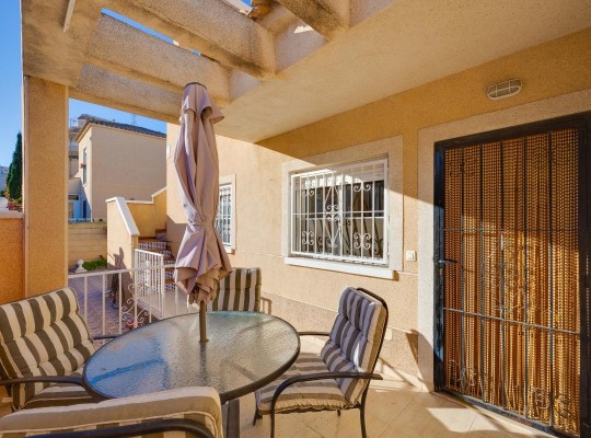 Torrevieja (Pueblo - Centro), Villa #CQ-TS-94930