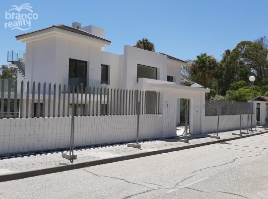 Nagüeles (Costa del Sol), Villa - Detached #CM-R3903979