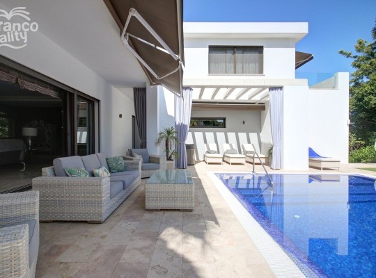 Benahavís (Costa del Sol), Villa - Detached #CM-R3918670