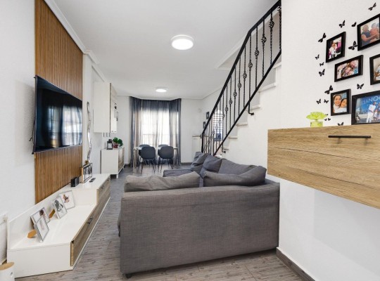 Guardamar del Segura (El Raso, Guardamar), Townhouse #CQ-MY-17926
