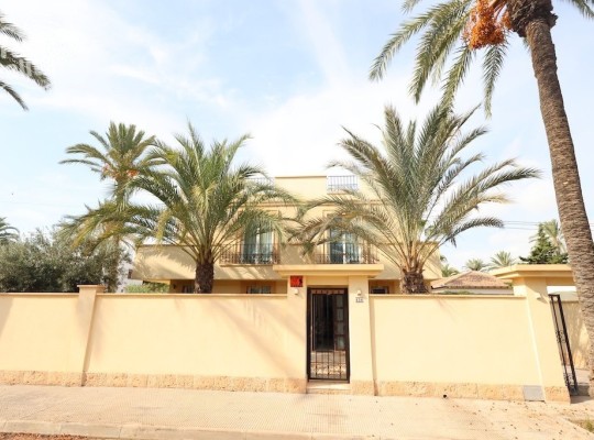 Vila s moderním zařízením v Cabo Roig