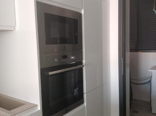 Luxurious maisonette with sea view 500m from the beach