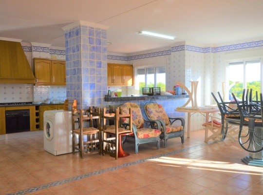 Campoamor, Villa #CQ-R-23091