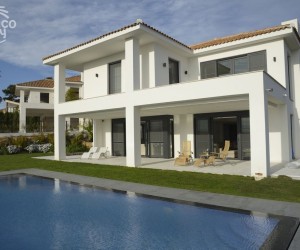 Artola (Costa del Sol), Villa - Detached #CM-R3102026