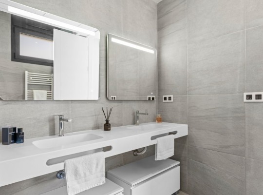 San Miguel de Salinas (Ciudad de las comunicaciones), Villa #CQ-GL-32200