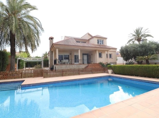 Pilar de La Horadada (RioMar), Villa #CQ-JM-95001