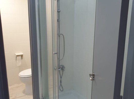 LUXUSNÍ APARTMÁN U PLÁŽE S BAZÉNEM V SON CALIU