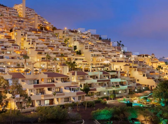 Investiční apartmány v hotelovém komplexu, Costa Adeje