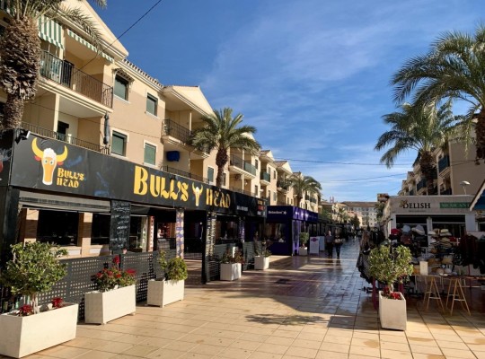 Los Alcazares (Playa la Atascadera), Villa #CQ-00-75316