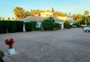 Guadalmina Baja (Costa del Sol), Villa - Detached #CM-R3858442