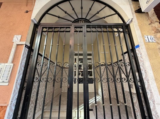 PROSTORNÉ STUDIO 350 METRŮ OD PLÁŽE DEL CURA S PROSKLENOU TERASOU