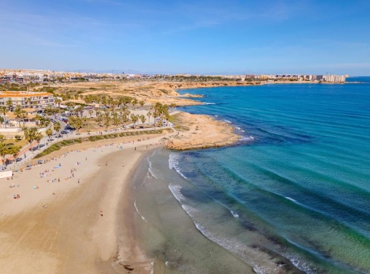 Orihuela Costa (Playa Flamenca), Villa #CQ-MY-49574